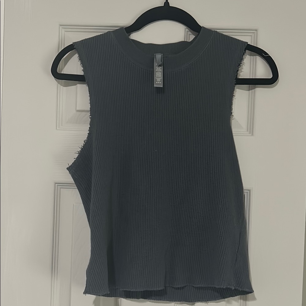 SKIMS Gray Sleeveless Muscle Tee Intimates